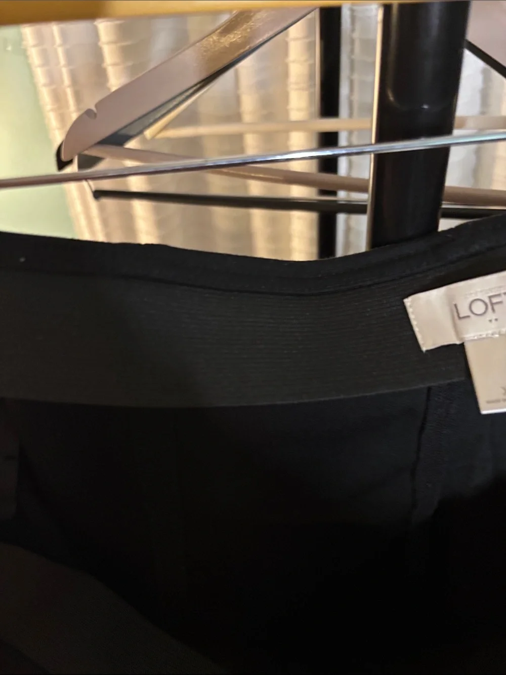 LOFT sleek black